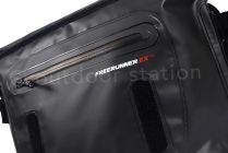 Feelfree naramna torba Runner EX messenger L Modra