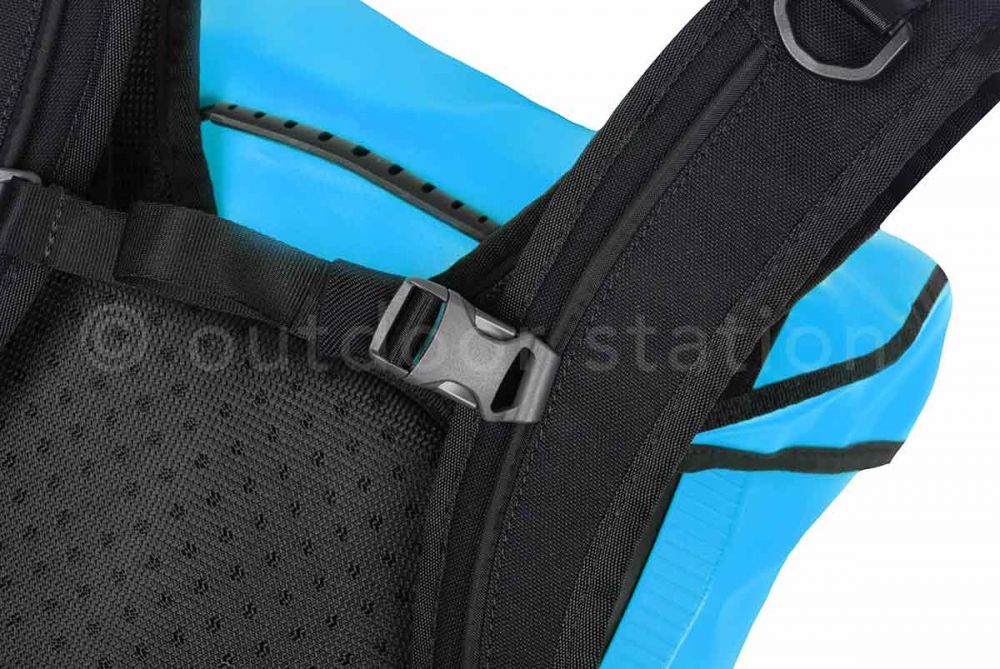 Vodoodporni urbani nahrbtnik Feelfree Track 15L sky blue